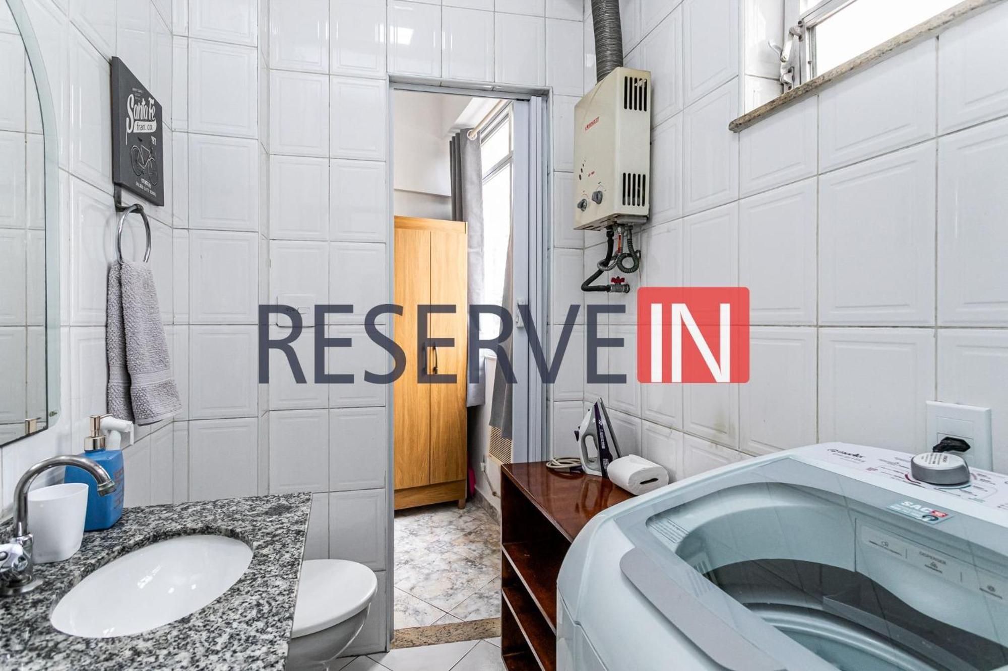 Apartment 200 Metros De Copacabana - Completo